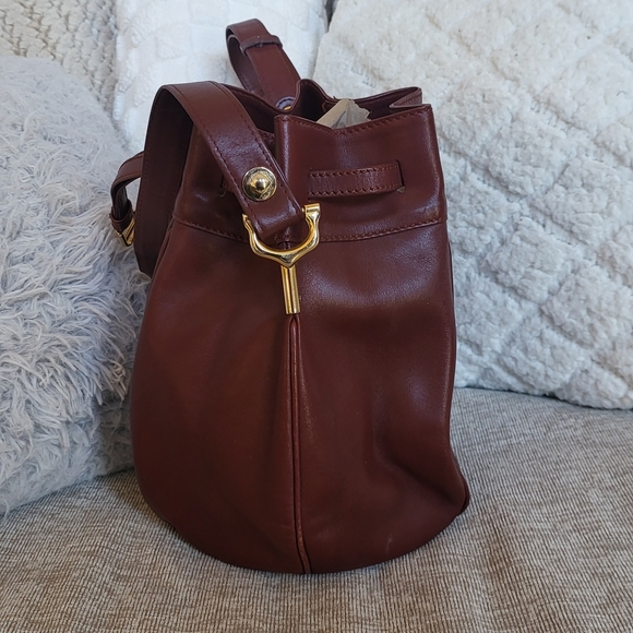 Cartier Must Line Drawstring Shoulder Bag Bordeaux Leather ...Authentic.. - Picture 5 of 14